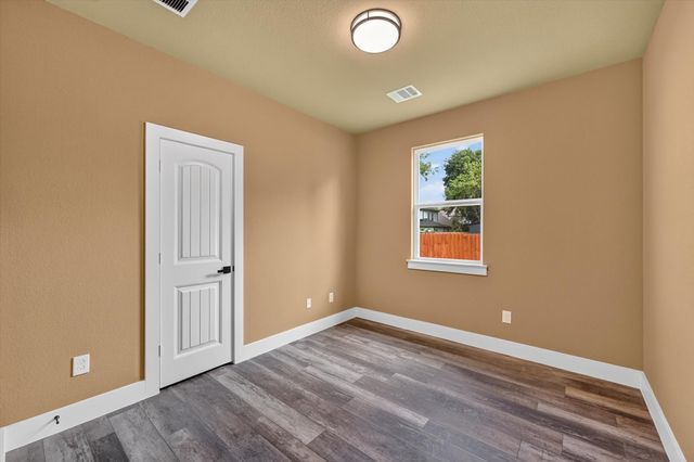 108 Griffin Street, Waxahachie, TX 75165