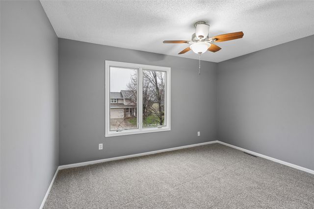 8114 Northview Drive, Urbandale, IA 50322