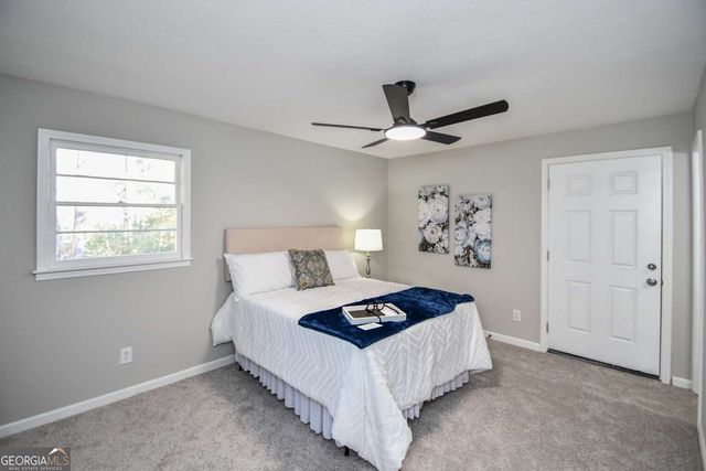 35 N Robinson Drive, Carrollton, GA 30117