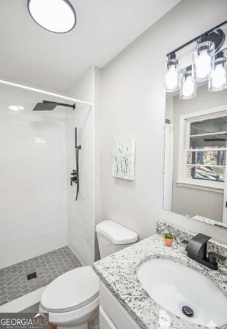 35 N Robinson Drive, Carrollton, GA 30117