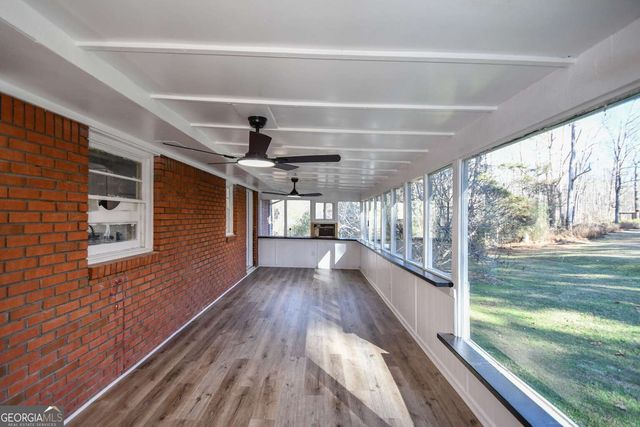 35 N Robinson Drive, Carrollton, GA 30117