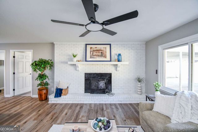 35 N Robinson Drive, Carrollton, GA 30117