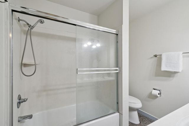 1425 Lakeside DR 201, Oakland, CA 94612