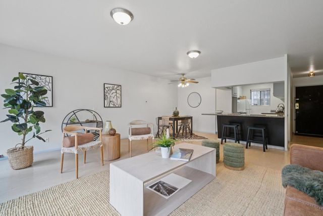 1425 Lakeside DR 201, Oakland, CA 94612