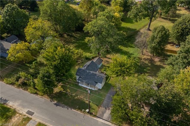 1441 Delaware Avenue, Eden, NC 27288