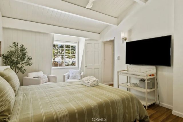 572 Douglas Street, Big Bear Lake, CA 92315