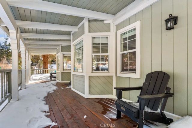 572 Douglas Street, Big Bear Lake, CA 92315