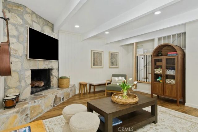 572 Douglas Street, Big Bear Lake, CA 92315