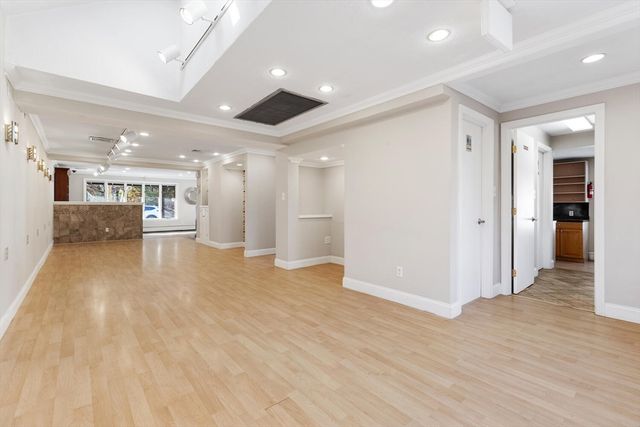 231 Bedford St, Lexington, MA 02420