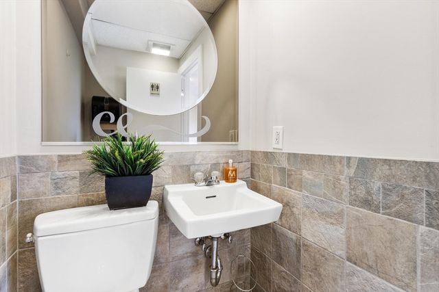 231 Bedford St, Lexington, MA 02420