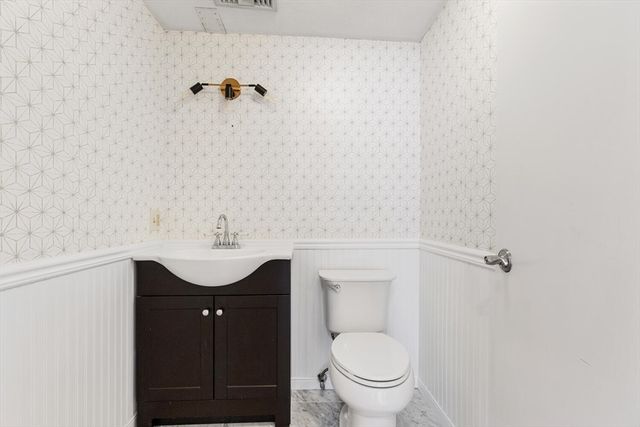 231 Bedford St, Lexington, MA 02420