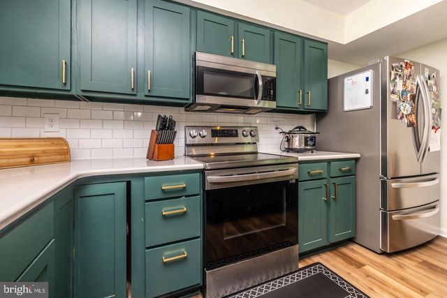 786 BRADFORD TER, West Chester, PA 19382