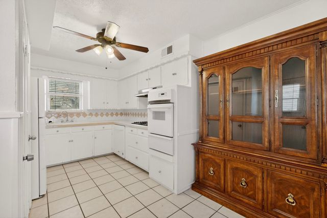 4111 Kirby Street, Rowlett, TX 75088