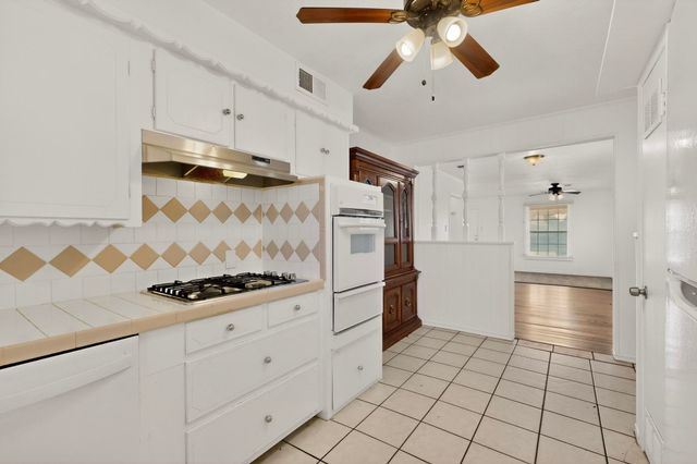 4111 Kirby Street, Rowlett, TX 75088