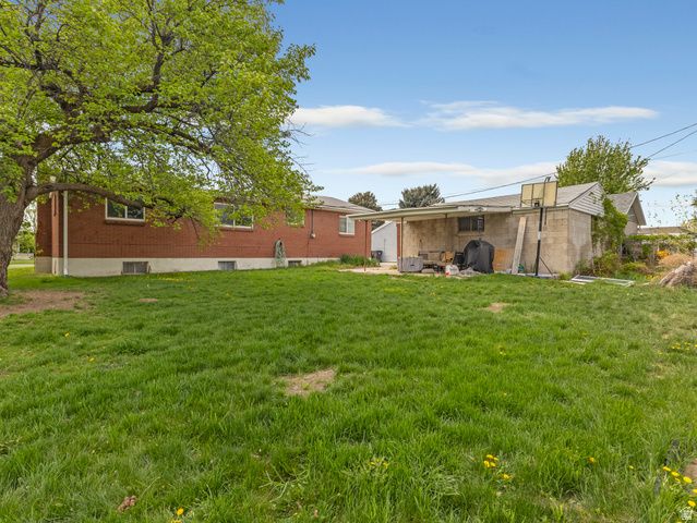 1536 W 4890 ST, Taylorsville, UT 84123