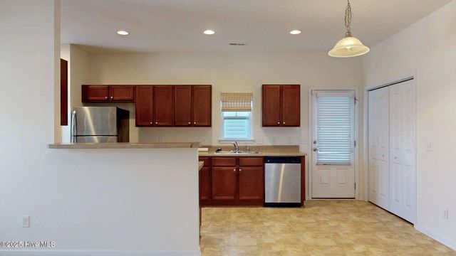 847 Isle Of Palms Way, Wilmington, NC 28412