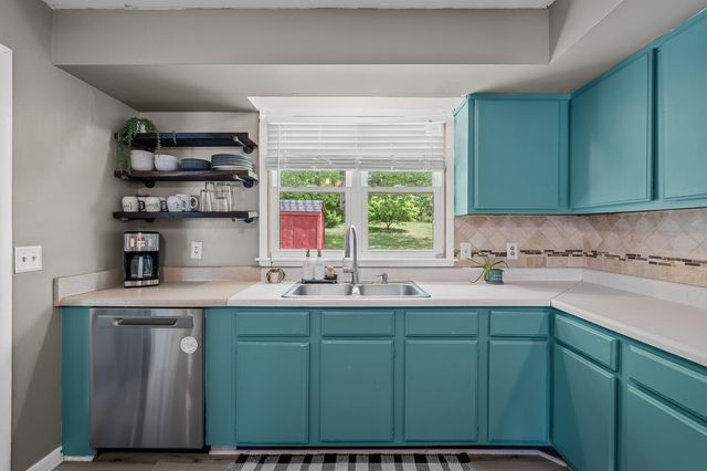 4813 Big Horn Dr, Old Hickory, TN 37138