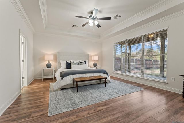 3306 Grassy Lake Dr, Baton Rouge, LA 70816