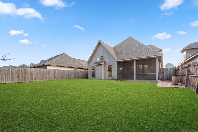 3306 Grassy Lake Dr, Baton Rouge, LA 70816