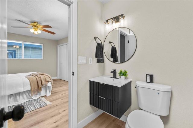 221 W Pearl Ave, Stockton, CA 95207