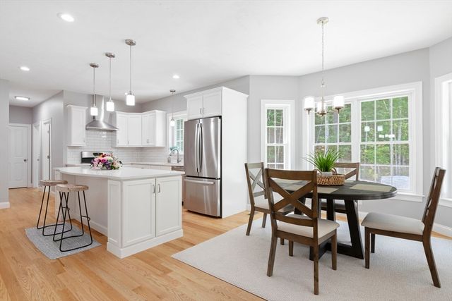 87 Martin Rd, Douglas, MA 01516