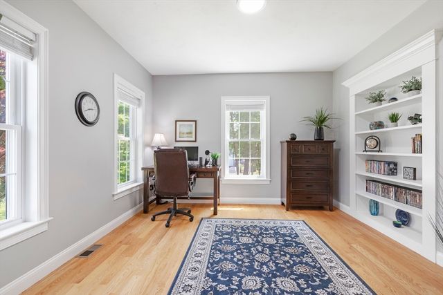 87 Martin Rd, Douglas, MA 01516