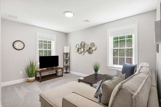 87 Martin Rd, Douglas, MA 01516