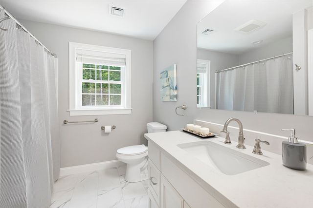 87 Martin Rd, Douglas, MA 01516