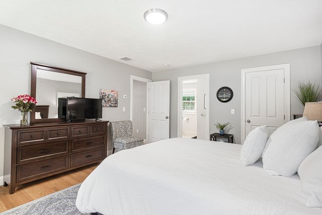 87 Martin Rd, Douglas, MA 01516