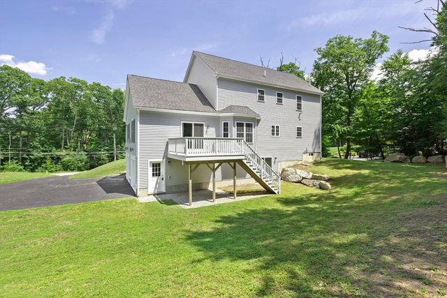 87 Martin Rd, Douglas, MA 01516