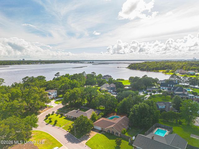 615 N Haven Drive, Biloxi, MS 39532