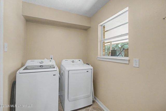615 N Haven Drive, Biloxi, MS 39532