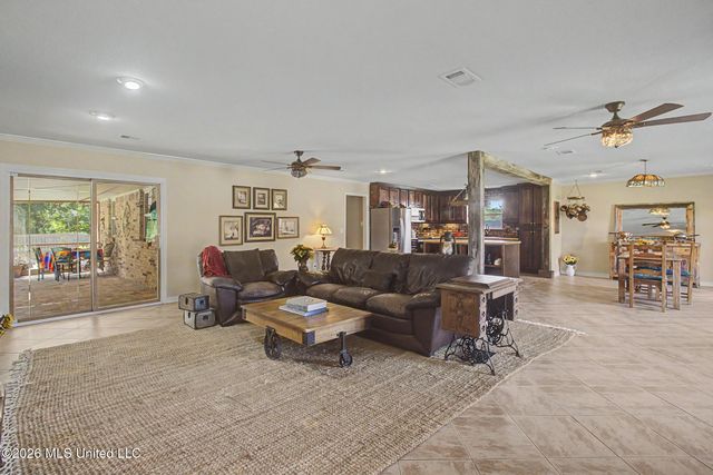 615 N Haven Drive, Biloxi, MS 39532