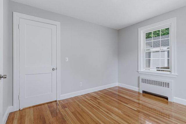 95 Circle Dr, Wrentham, MA 02093