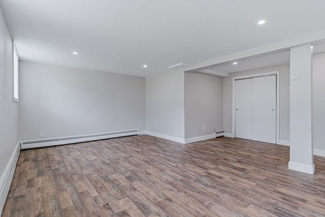 95 Circle Dr, Wrentham, MA 02093