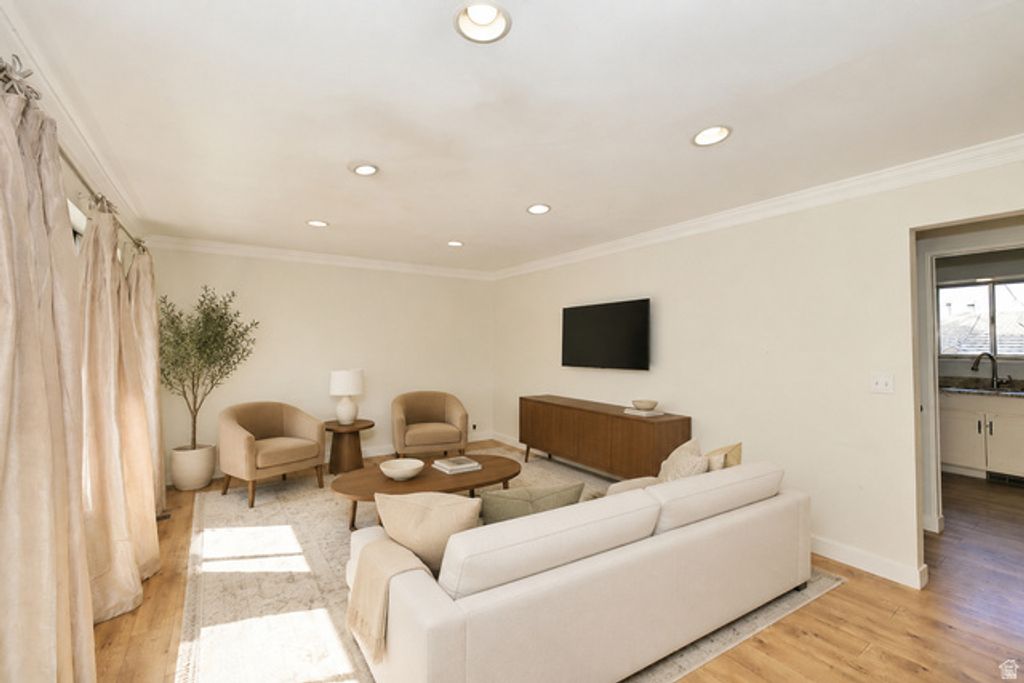 2358 E GREGSON AVE, Salt Lake City, UT 84109 — photo 4