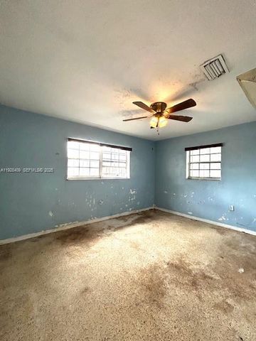 1060 Oriental Blvd, Opa-locka, FL 33054