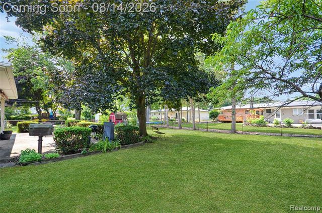45545 Remer Court, Utica, MI 48317