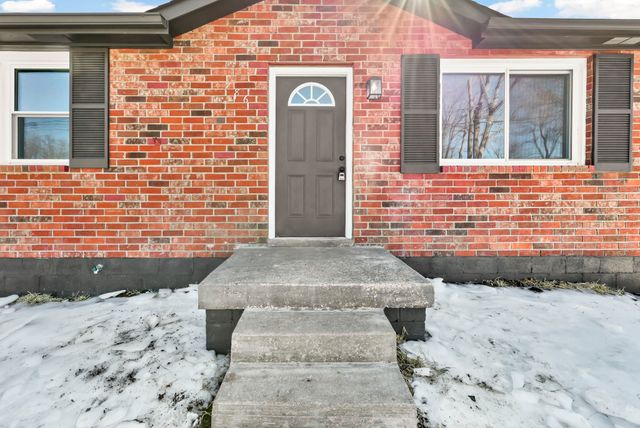 786 Pollard Rd, Clarksville, TN 37042