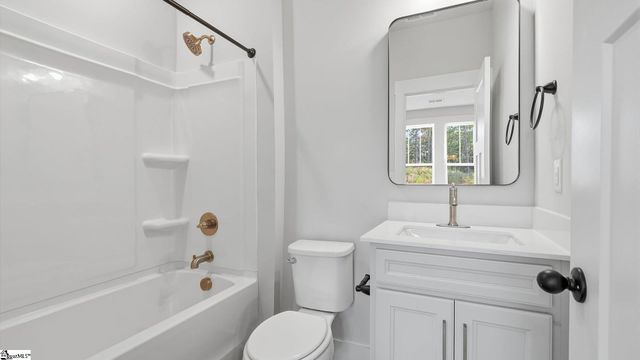 241 Summerall Lane, Seneca, SC 29678