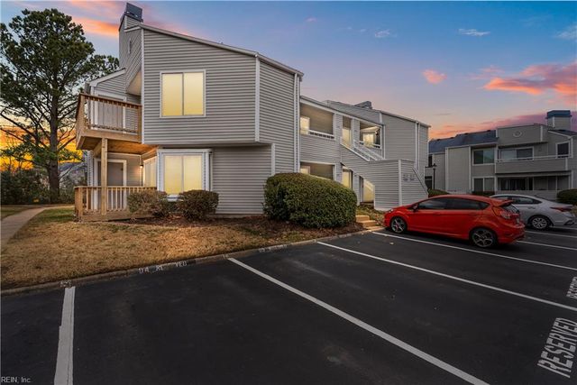 430 Babbling Brook DR, Virginia Beach, VA 23462