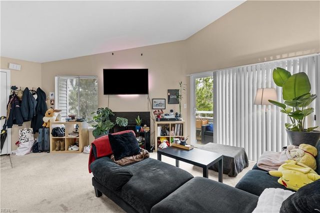 430 Babbling Brook DR, Virginia Beach, VA 23462