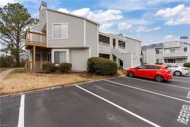 430 Babbling Brook DR, Virginia Beach, VA 23462