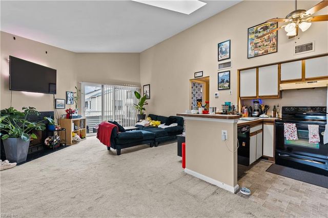 430 Babbling Brook DR, Virginia Beach, VA 23462