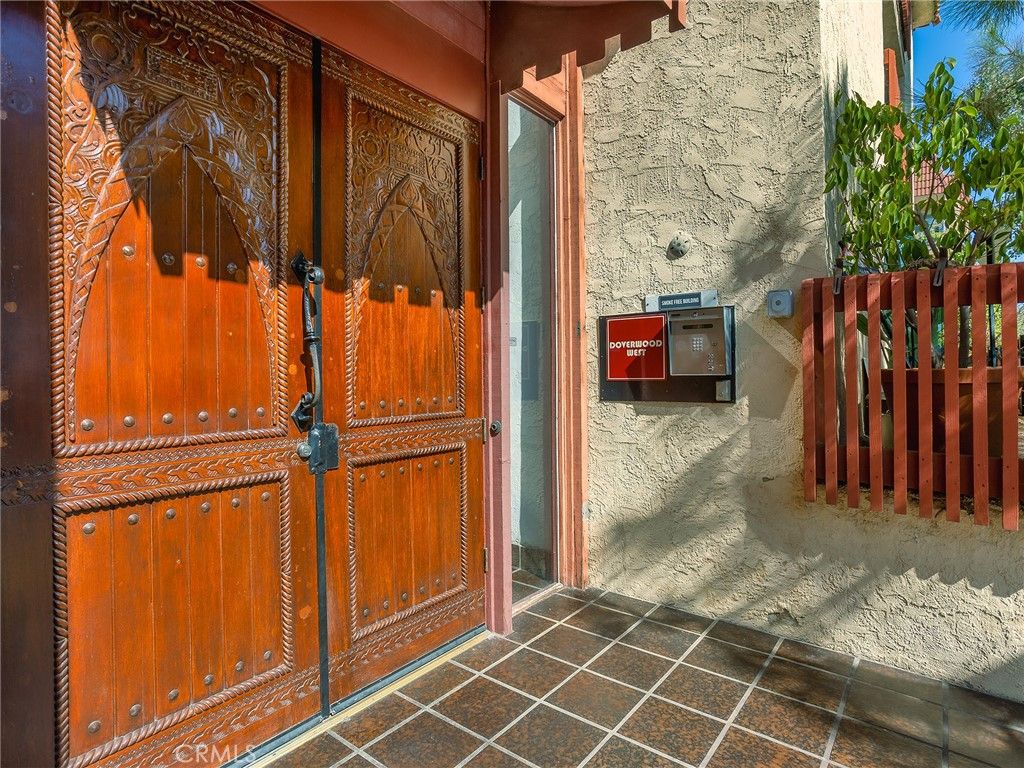 5875 Doverwood Drive 103, Culver City, CA 90230 — photo 3