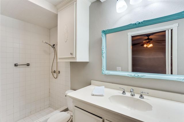 1708 Hendrick Drive, Plano, TX 75074