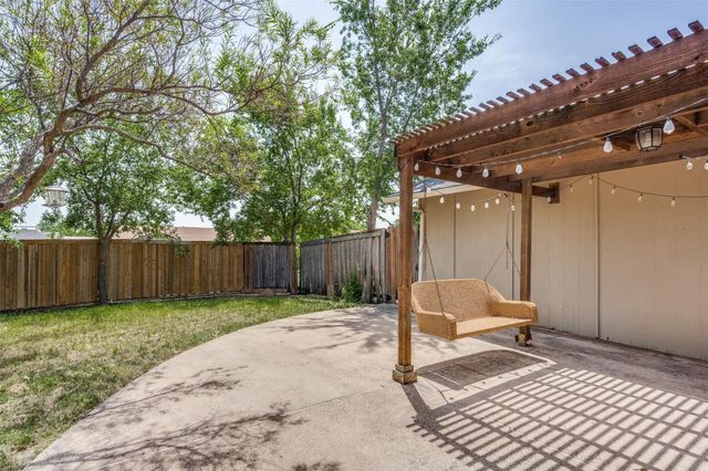 1708 Hendrick Drive, Plano, TX 75074