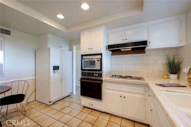 2148 Calavera, Fullerton, CA 92833