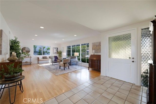 2148 Calavera, Fullerton, CA 92833