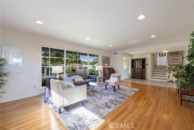 2148 Calavera, Fullerton, CA 92833